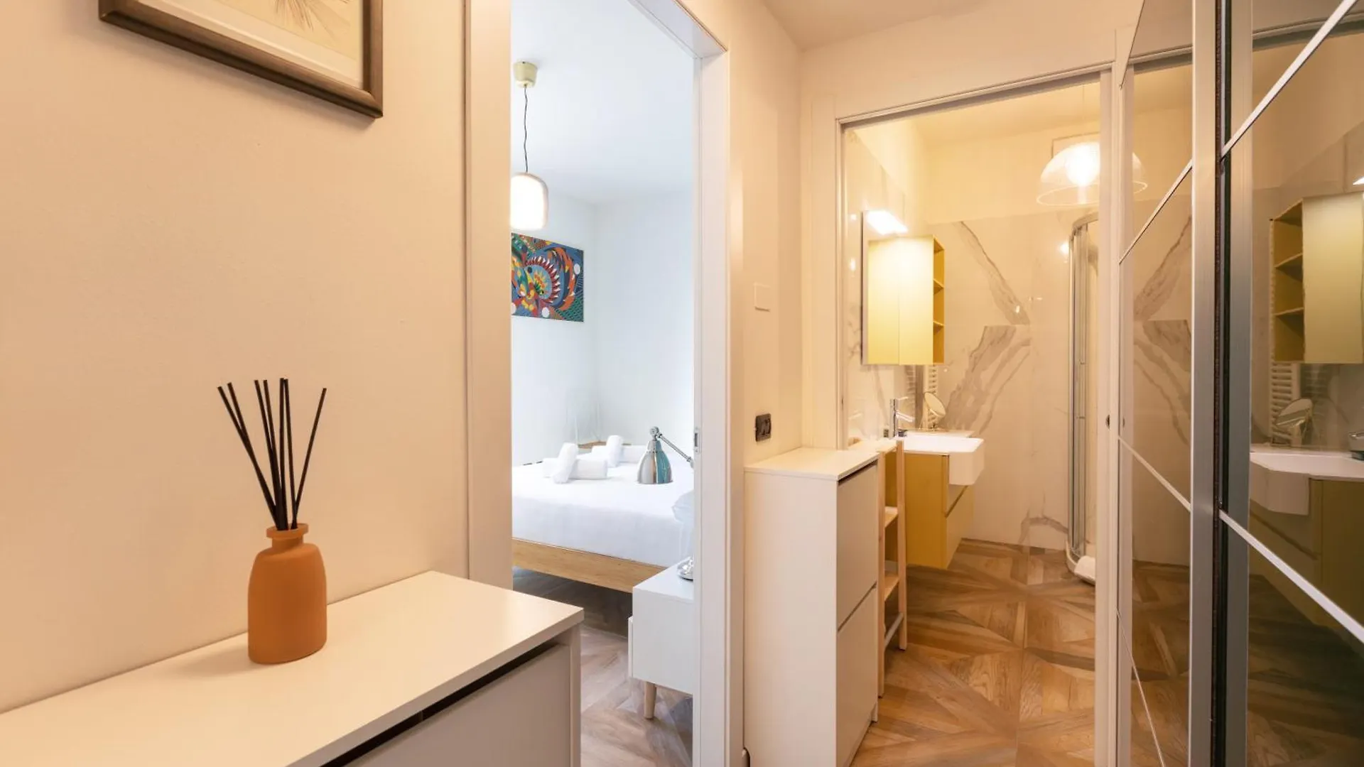 Bright One Bedroom Apartment Porta Venezia - Mirable Pm Μιλάνο 0*,